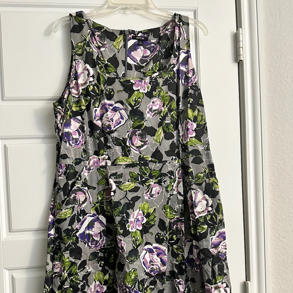 Size 16 Floral A-Line dress with pockets